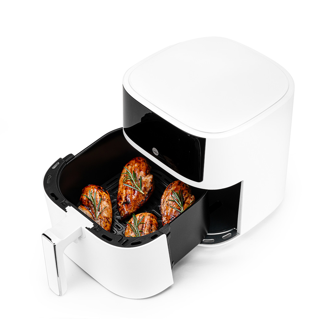 Air-fryer_Daily-6L_AF-60W_Angled_Chicken