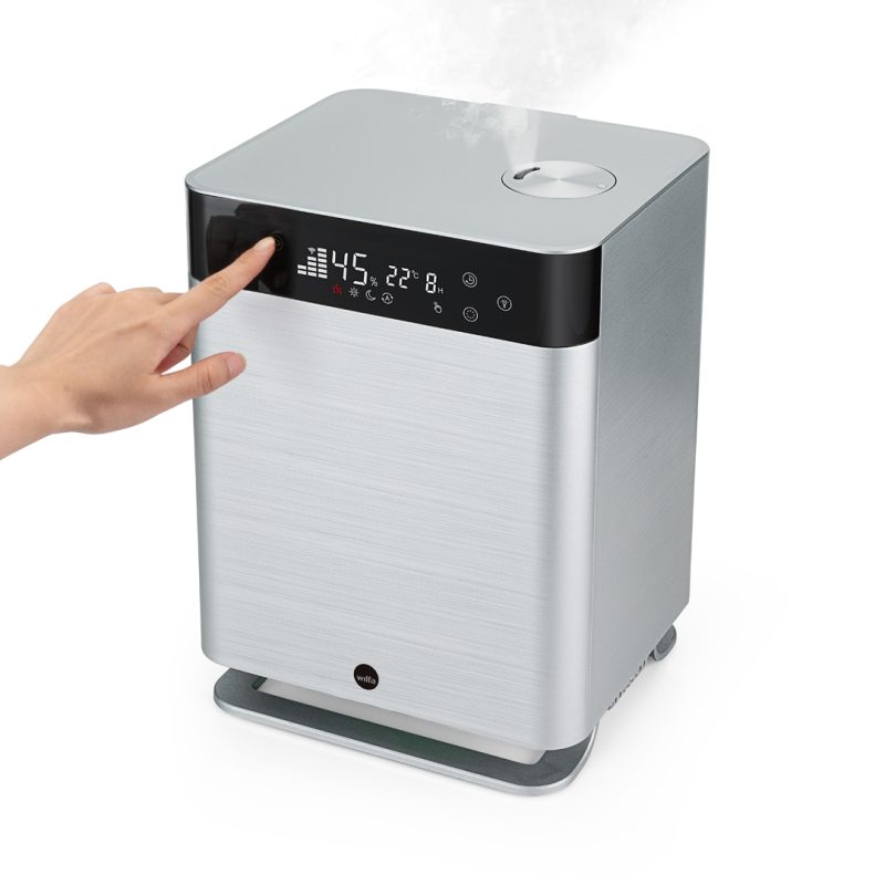 Humidifier_Dew_HU1A-430C_Detail_Hand-pointing